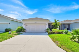 3193 Whispering Trails Ave, Winter Haven, FL 33884
