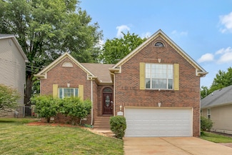 1707 University Dr, Columbia, TN 38401
