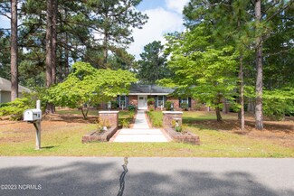 10 Par Dr, Whispering Pines, NC 28327