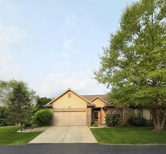 517 Hill St, Baraboo, WI 53913