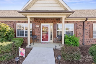 2783 Clover Rd NW, Concord, NC 28027