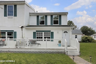 83 Bayside Pkwy, North Middletown, NJ 07748