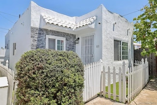 529 Olivewood Terrace, San Diego, CA 92113