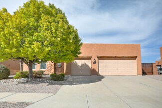 5622 Dona Ana Loop NE, Rio Rancho, NM 87144