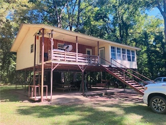 221 Mcdowell Ln, Jonesville, LA 71343