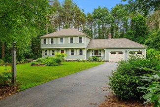 15 Star House Ln, Groton, MA 01450