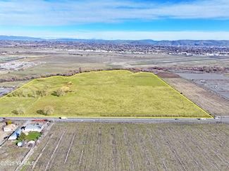 0 Ahtanum Rd, Yakima, WA 98903