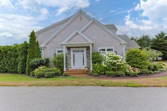 6 Captains Row E, Chatham, MA 02633
