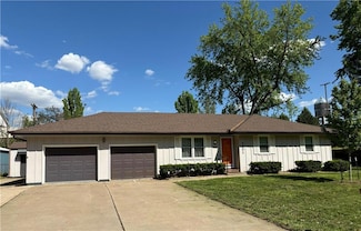 5501 Claremont St, Saint Joseph, MO 64506