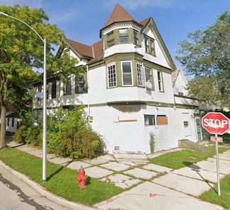 1034 W Hadley St, Milwaukee, WI 53206