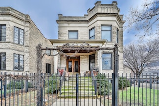 3901 N Hamilton Ave Unit 1, Chicago, IL 60618