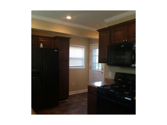 509 S Hedges St, Sugar Creek, MO 64054