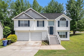 115 Manx Dr, Grantville, GA 30220