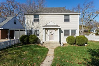 500 Manchester Rd, Normal, IL 61761