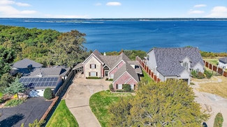 409 Churchill Ln, Pottsboro, TX 75076