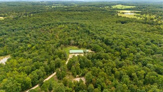 10474 Macon Rd, Potosi, MO 63664