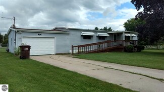3225 Casmere Rd, Standish, MI 48658
