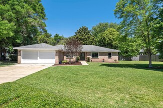 80 Lake Lorraine Cir, Shalimar, FL 32579