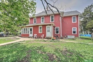 815 S 358th St, Avoca, NE 68307
