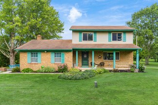 168 Meadow Dr SW, Pataskala, OH 43062