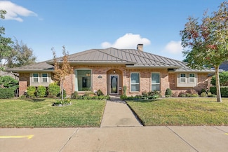 7009 Lake Louise Dr, Arlington, TX 76016