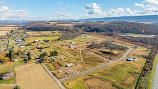 62 Maple St, Nescopeck, PA 18635