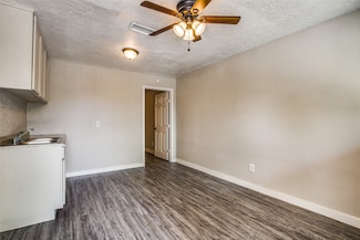 4820 Oak Ave Unit 6, Pasadena, TX 77503