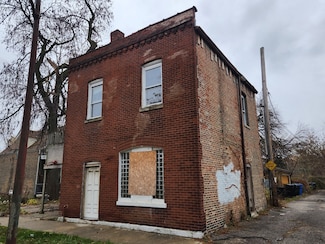 325 E 68th St, Chicago, IL 60637