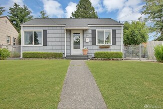 1027 S Rochester St, Tacoma, WA 98465