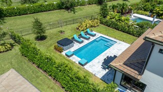 4658 Pinehurst Trail E, Oakland Park, FL 33309