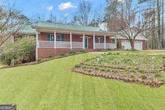 81 Bowers Rd, Moreland, GA 30259