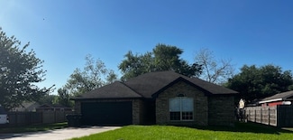 4027 N Fm 565 Rd, Baytown, TX 77523
