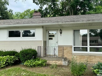 2603 4th St, East Moline, IL 61244