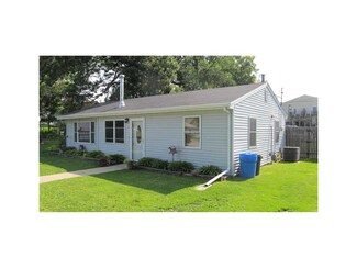 36 3rd St S, Central City, IA 52214