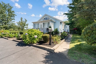 125 Charles Ave, Stoughton, MA 02072
