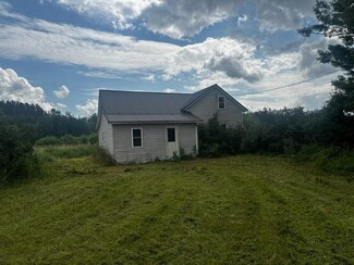 W14084 Diamond Dr, Lublin, WI 54447