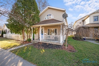 310 W Dudley St, Maumee, OH 43537