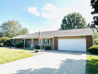 9474 Sunnyside Dr, Plymouth, IN 46563