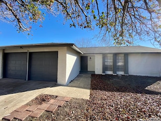 8426 Greenham, San Antonio, TX 78239