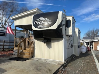 108 Grand View Dr, New London, NC 28127