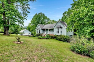 265 Moss Rock Cir, Warrior, AL 35180
