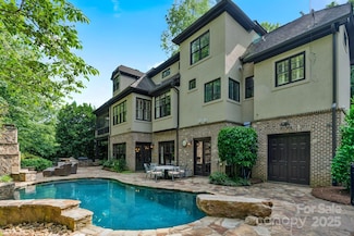 8534 Highgrove St, Charlotte, NC 28277