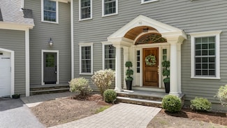 92 Cherry St, Shrewsbury, MA 01545