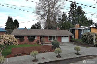10414 61st Ave S, Seattle, WA 98178