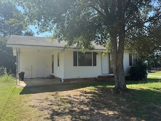 1113 N Harmony Rd, Clarksville, AR 72830