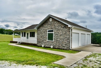 378 E 400th Rd, Fair Play, MO 65649
