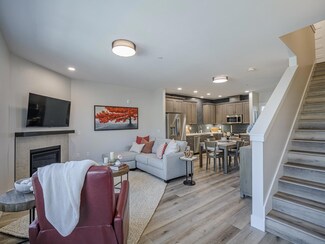 136 Aptos Village Way Unit 2, Aptos, CA 95003