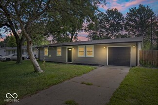 809 Sawmill Rd, Whiteland, IN 46184