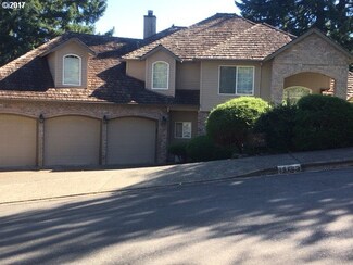 19663 Wildwood Dr, West Linn, OR 97068