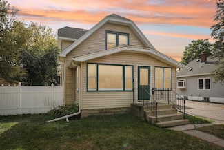 3815 E 54th St, Minneapolis, MN 55417